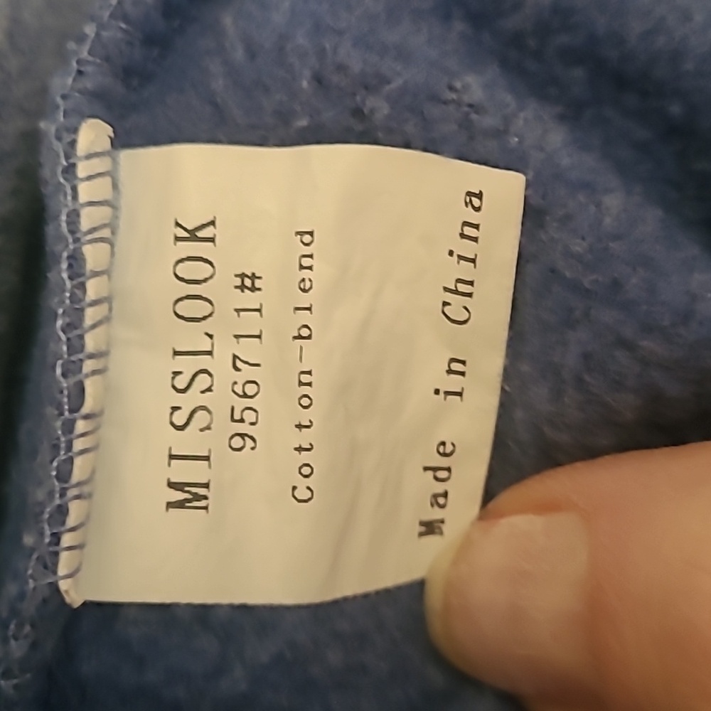 MISSLOOK Blue Sweatshirt with Daisy Graphic Size XL - Picture 3 of 8